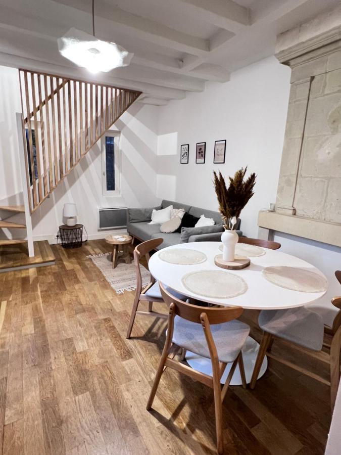 Le Jeanne, Appartement En Duplex Proche Forteresse Et Centre Ville Chinon Exterior foto