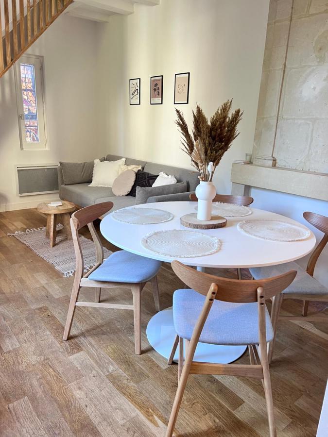 Le Jeanne, Appartement En Duplex Proche Forteresse Et Centre Ville Chinon Exterior foto