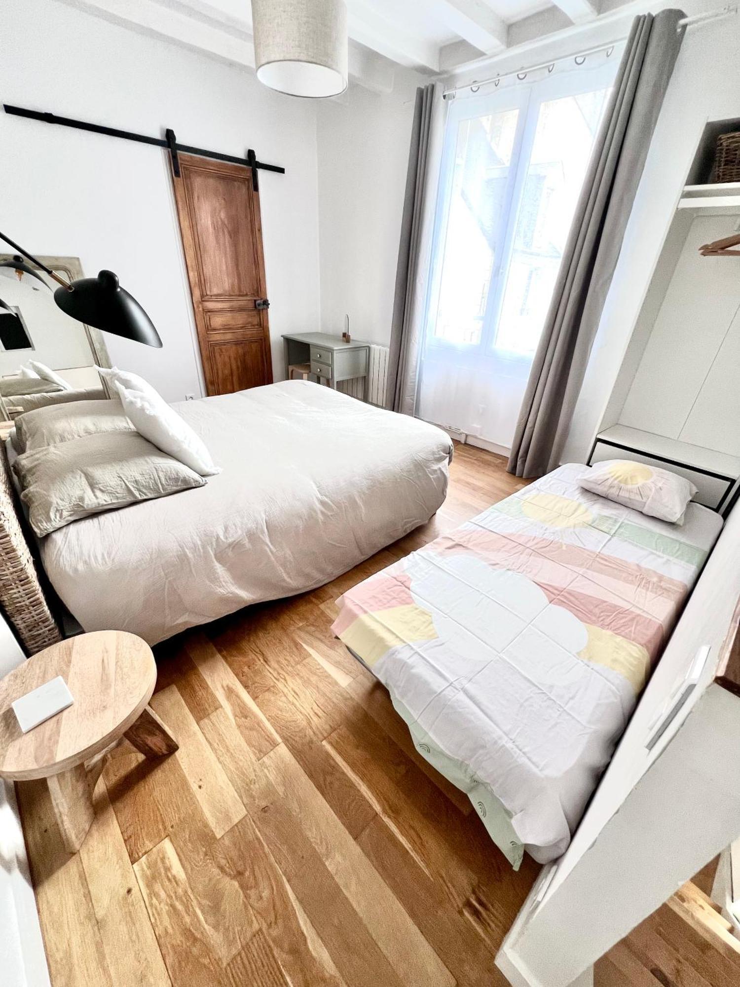 Le Jeanne, Appartement En Duplex Proche Forteresse Et Centre Ville Chinon Exterior foto